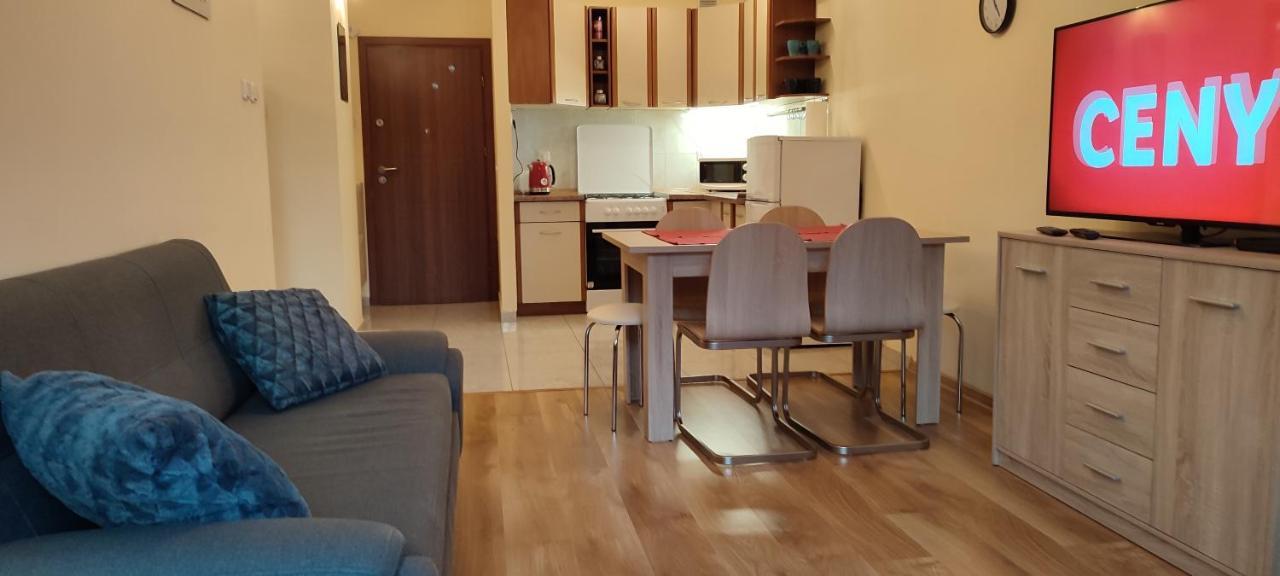 Top Apartamenty Centrum - Metro Rondo Onz Varšava Exteriér fotografie