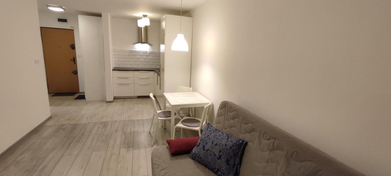 Top Apartamenty Centrum - Metro Rondo Onz Varšava Exteriér fotografie