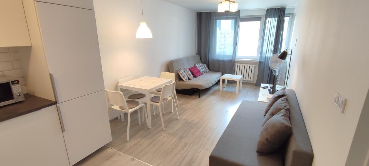 Top Apartamenty Centrum - Metro Rondo Onz Varšava Exteriér fotografie