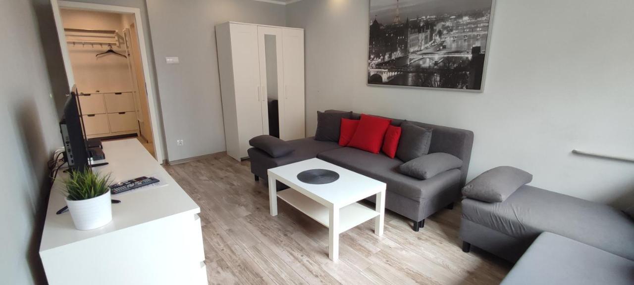 Top Apartamenty Centrum - Metro Rondo Onz Varšava Exteriér fotografie