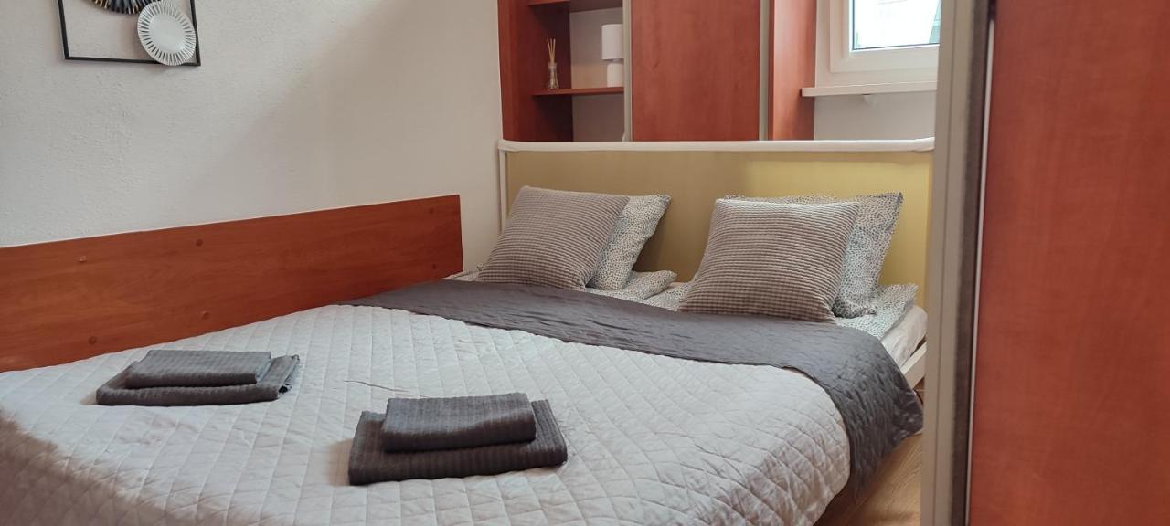 Top Apartamenty Centrum - Metro Rondo Onz Varšava Exteriér fotografie