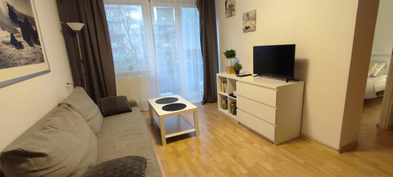 Top Apartamenty Centrum - Metro Rondo Onz Varšava Exteriér fotografie