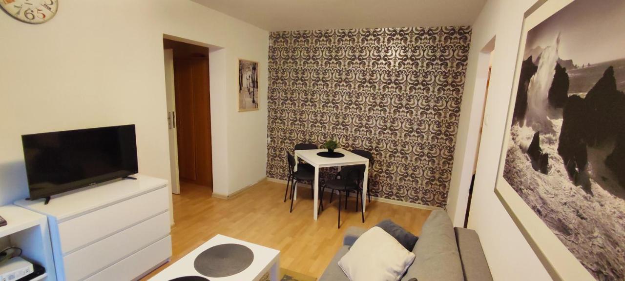 Top Apartamenty Centrum - Metro Rondo Onz Varšava Exteriér fotografie