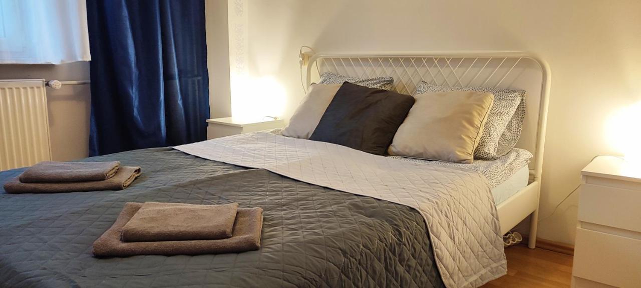 Top Apartamenty Centrum - Metro Rondo Onz Varšava Exteriér fotografie
