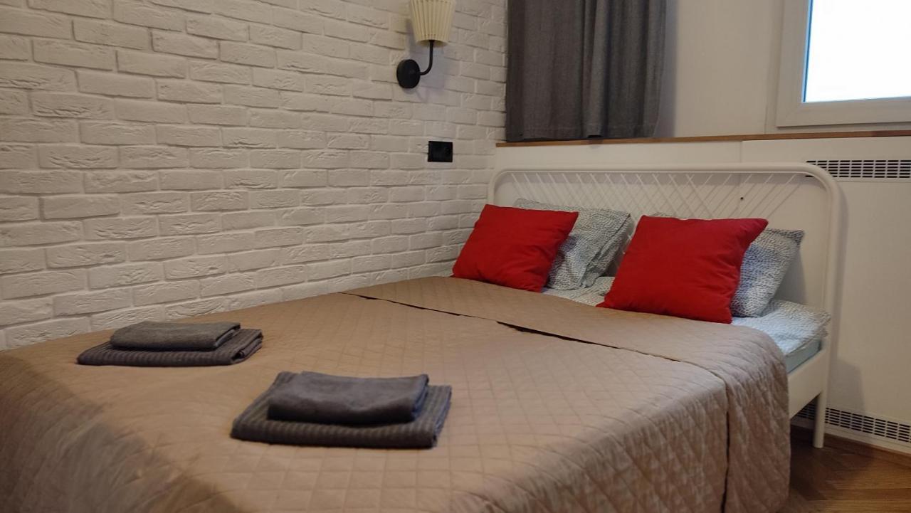Top Apartamenty Centrum - Metro Rondo Onz Varšava Exteriér fotografie