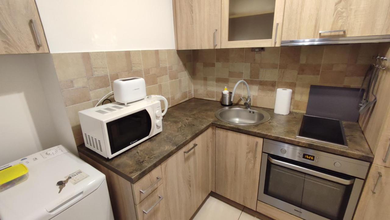 Top Apartamenty Centrum - Metro Rondo Onz Varšava Exteriér fotografie
