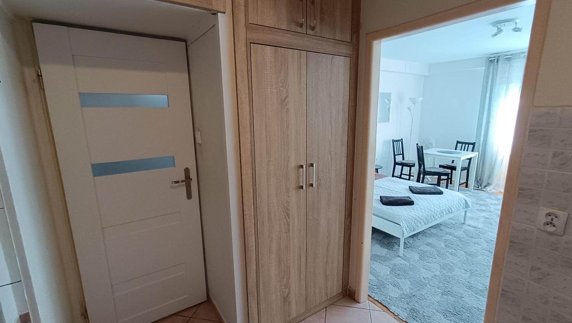 Top Apartamenty Centrum - Metro Rondo Onz Varšava Exteriér fotografie